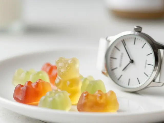Wie schnell wirkt CBD Gummy? Wartezeit, Tipps & Wirkung